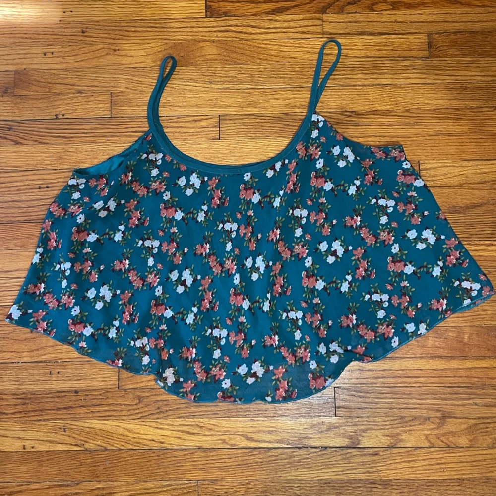 Full Tilt Cropped Flowy Tank Sz L